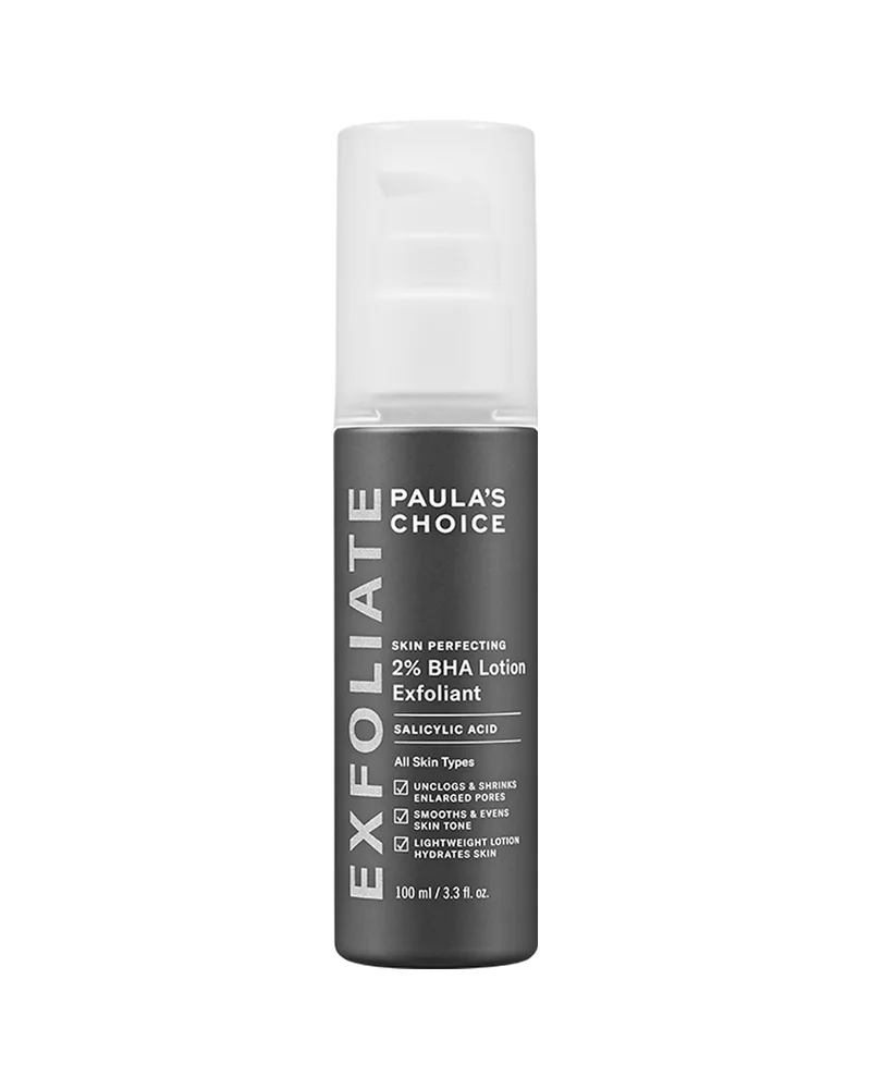 Envase de Skin Perfecting 2% BHA Loción Exfoliante sobre fondo blanco