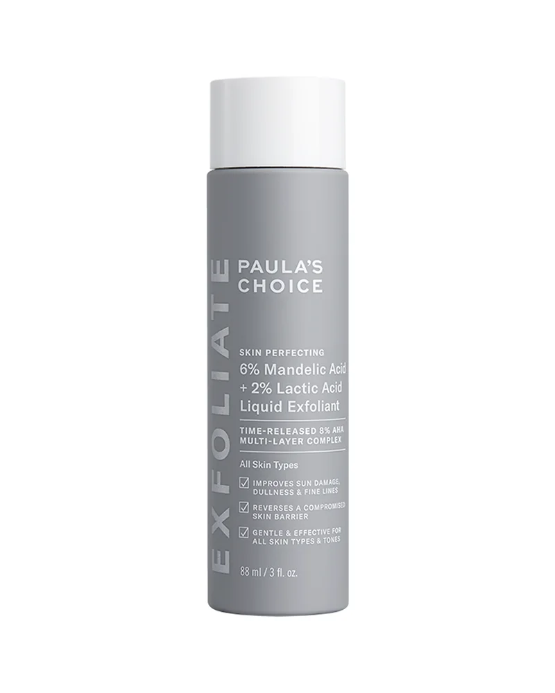 Envase de Skin Perfecting 6% Mandélico + 2% Láctico Exfoliante Líquido sobre fondo blanco
