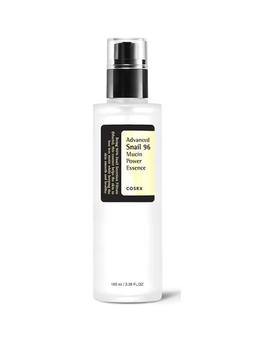Envase de Advanced Snail 96 Mucin Power Essence sobre fondo blanco