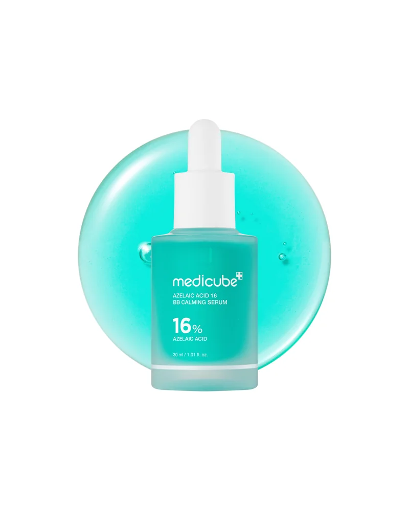 Frasco con cuentagotas de Azelaic Acid 16 Calming Serum sobre un círculo de gel verde