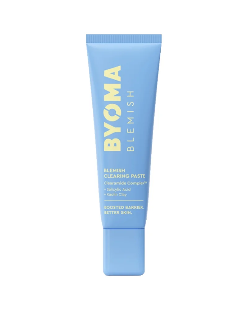 Tubo de Blemish Clearing Paste sobre fondo blanco