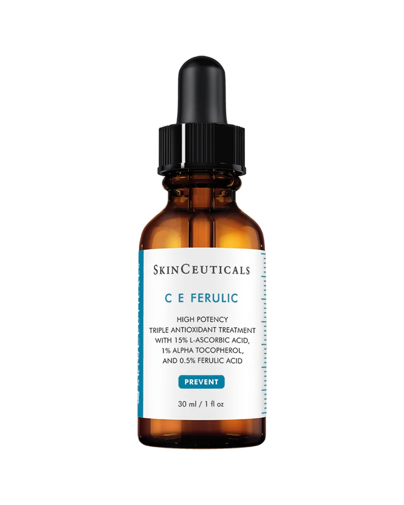 Envase de C E Ferulic sobre fondo blanco