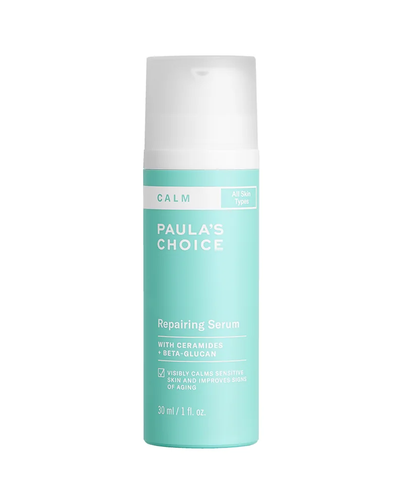 Envase de Calm Sérum Reparador sobre fondo blanco