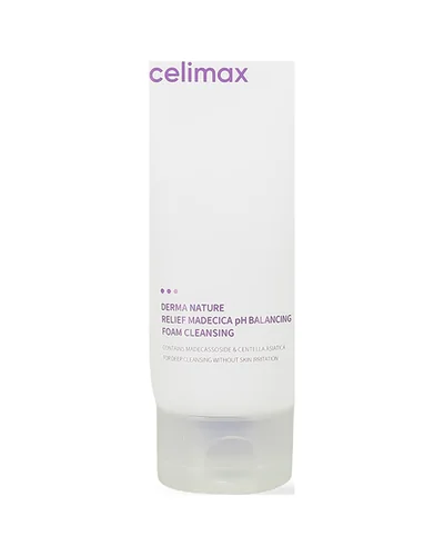 Envase de Derma Nature Relief Madecica pH Balancing Foam Cleansing sobre fondo blanco
