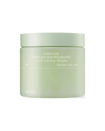 Envase de Ji Woo Gae Heartleaf BHA Peeling Pad sobre fondo blanco