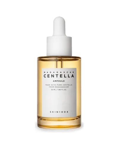 Envase de Madagascar Centella Ampoule sobre fondo blanco