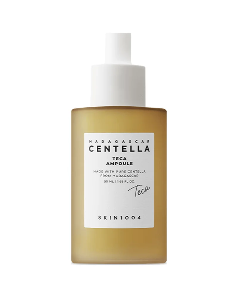 Envase de Madagascar Centella Teca Ampoule sobre fondo blanco
