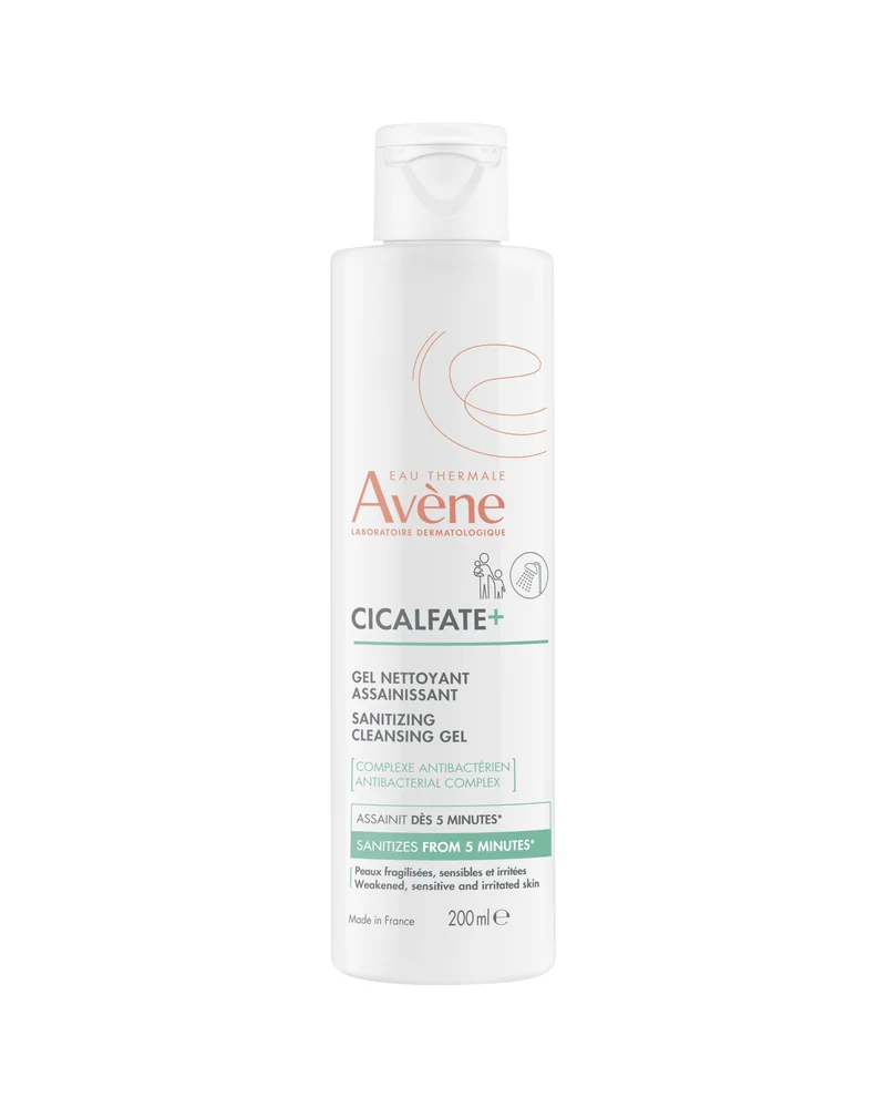 Envase de Cicalfate+ Gel Limpiador Purificante sobre fondo blanco