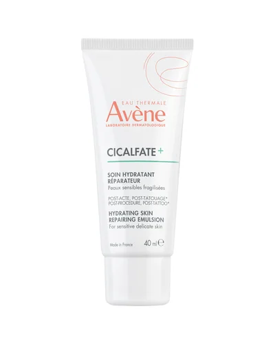 Envase de Cicalfate+ Hidratante Reparadora Post-Acto sobre fondo blanco