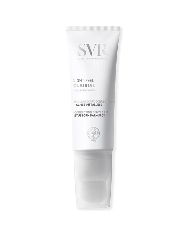 Envase de Clairial Night Peel sobre fondo blanco