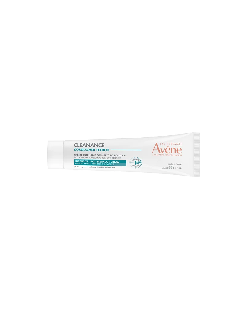 Envase de Cleanance Comedomed Peeling sobre fondo blanco