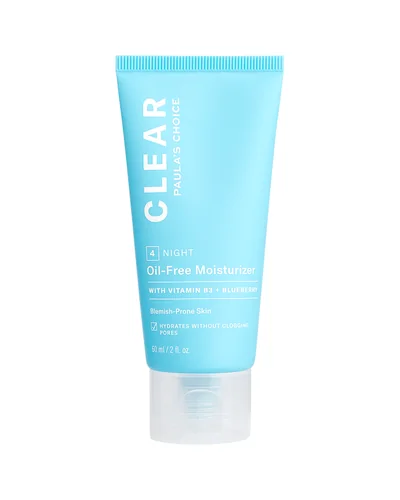 Envase de Clear Oil-Free Moisturizer sobre fondo blanco