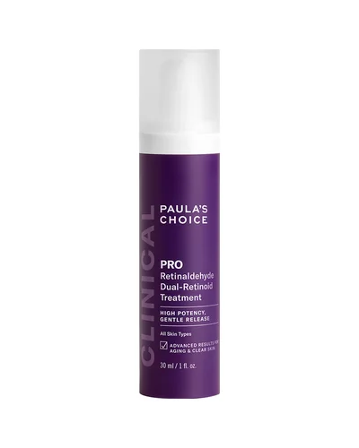 Envase de Clinical Pro Retinal Dual Treatment sobre fondo blanco