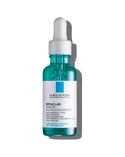Envase de Effaclar Sérum sobre fondo blanco
