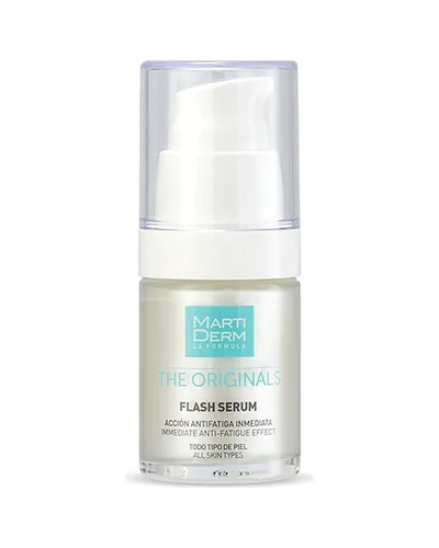 Envase de Flash Serum sobre fondo blanco