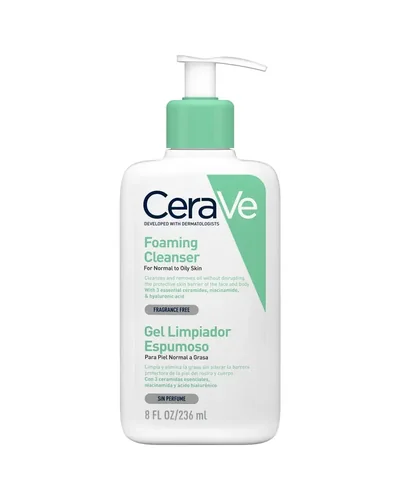 Envase de Gel Limpiador Espumoso sobre fondo blanco