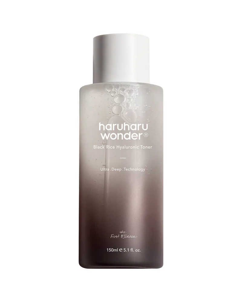 Envase de Black Rice Hyaluronic Toner sobre fondo blanco