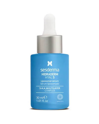 Envase de Hidraderm Hyal 5 Serum sobre fondo blanco