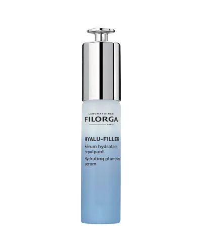 Envase de Hyalu-Filler Serum sobre fondo blanco