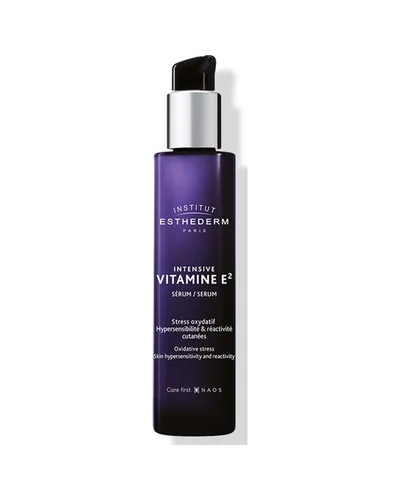 Envase de Intensive Vitamine E² Sérum sobre fondo blanco
