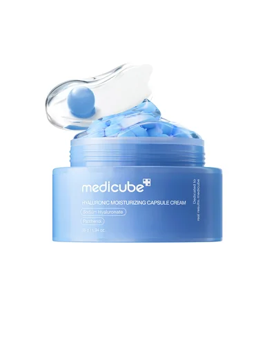 Tarro de Hyaluronic Acid Capsule Cream sobre fondo blanco