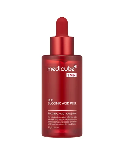 Frasco de 21% Red Succinic Acid Cleansing Booster Serum sobre fondo blanco