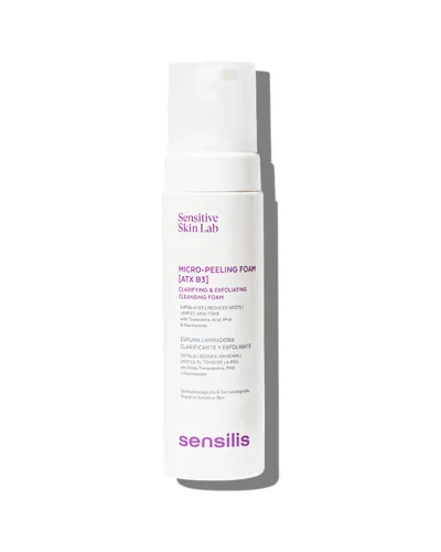Envase de Micro-Peeling Foam ATX B3 sobre fondo blanco