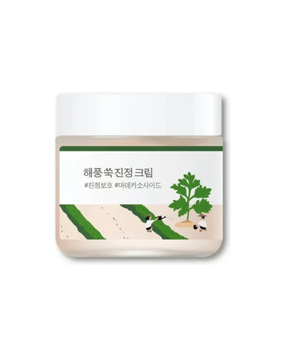 Envase de Mugwort Calming Cream sobre fondo blanco