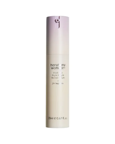 Envase de Black Rice Night Knight Retinol Serum sobre fondo blanco