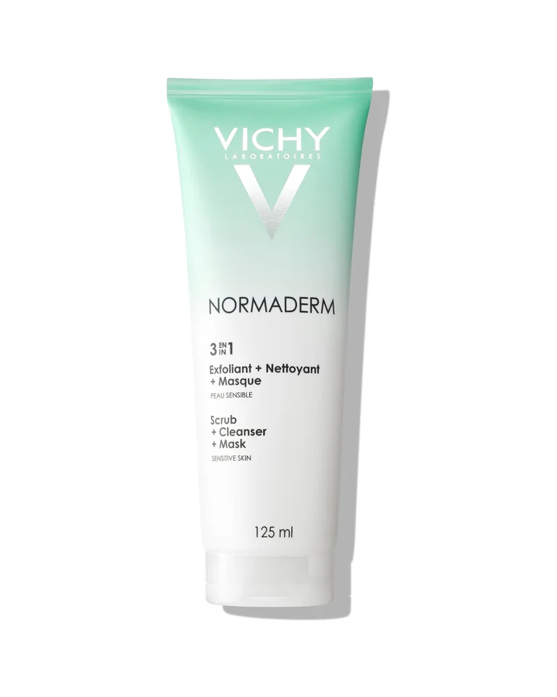 Envase de Normaderm 3 en 1 sobre fondo blanco