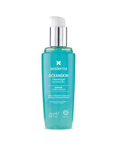 Envase de Oceanskin Gel limpiador sobre fondo blanco