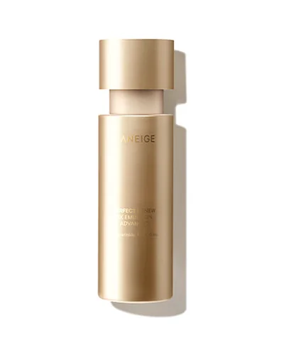 Frasco de Perfect Renew 3X Emulsion Advanced sobre fondo blanco