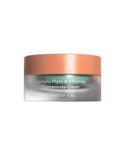 Envase de Centella Phyto & 5 Peptide Concentrate Cream sobre fondo blanco