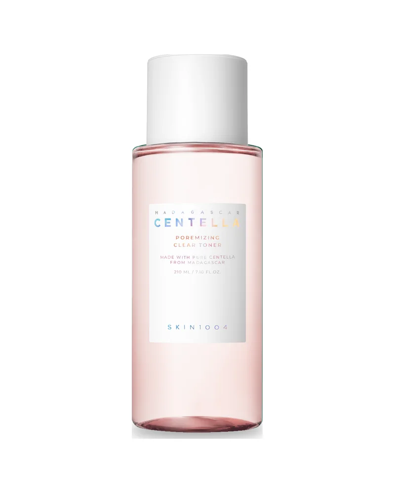 Envase de Madagascar Centella Poremizing Clear Toner sobre fondo blanco