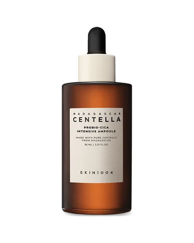 Envase de Madagascar Centella Probio-Cica Intensive Ampoule sobre fondo blanco