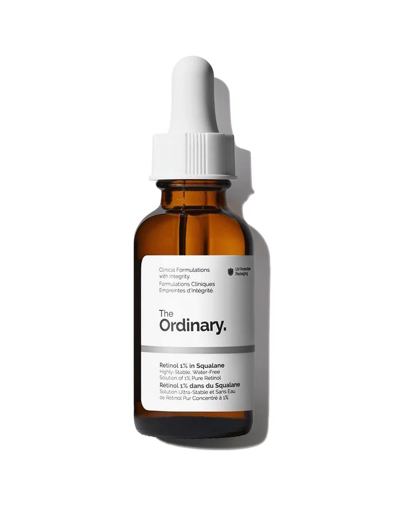 Envase de Retinol 1% in Squalane sobre fondo blanco