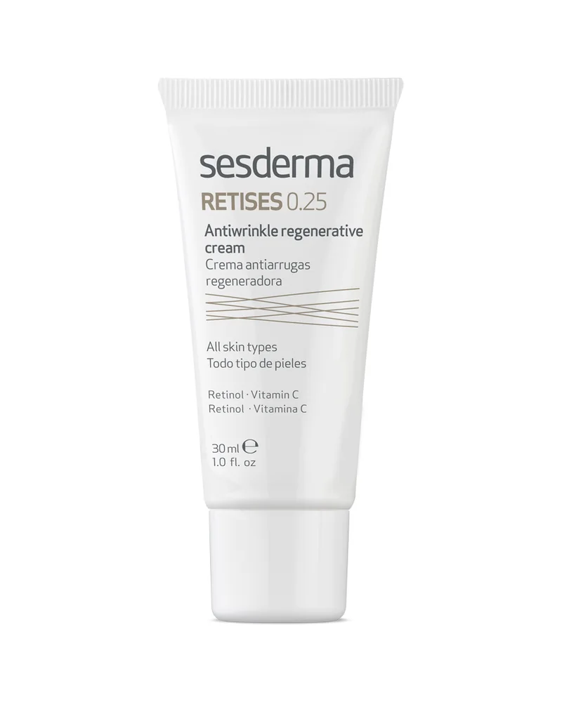 Envase de Retises 0.25 Crema sobre fondo blanco