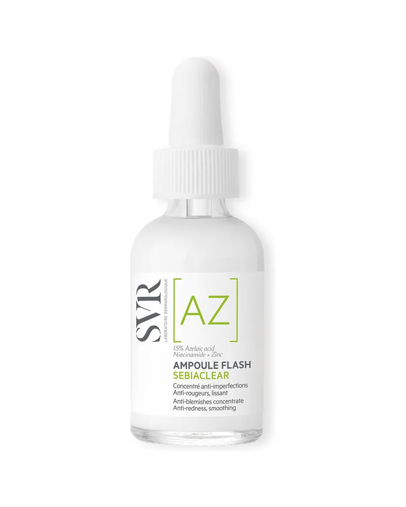 Envase de Sebiaclear Ampoule Flash sobre fondo blanco