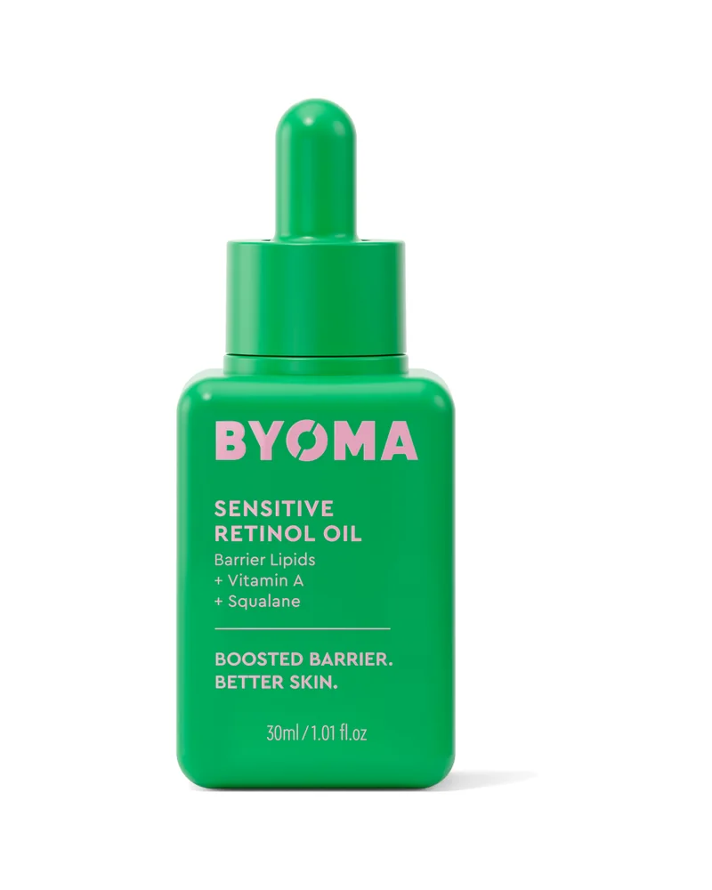 Frasco con cuentagotas de Sensitive Retinol Oil sobre fondo blanco