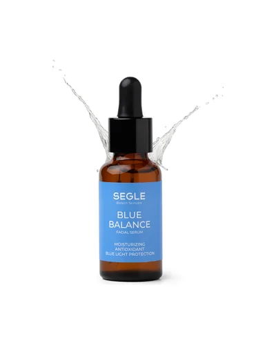 Envase de Sérum Blue Balance sobre fondo blanco