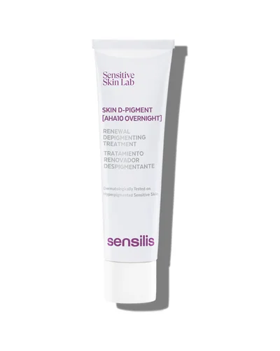 Envase de Skin D-Pigment AHA 10 Overnight sobre fondo blanco