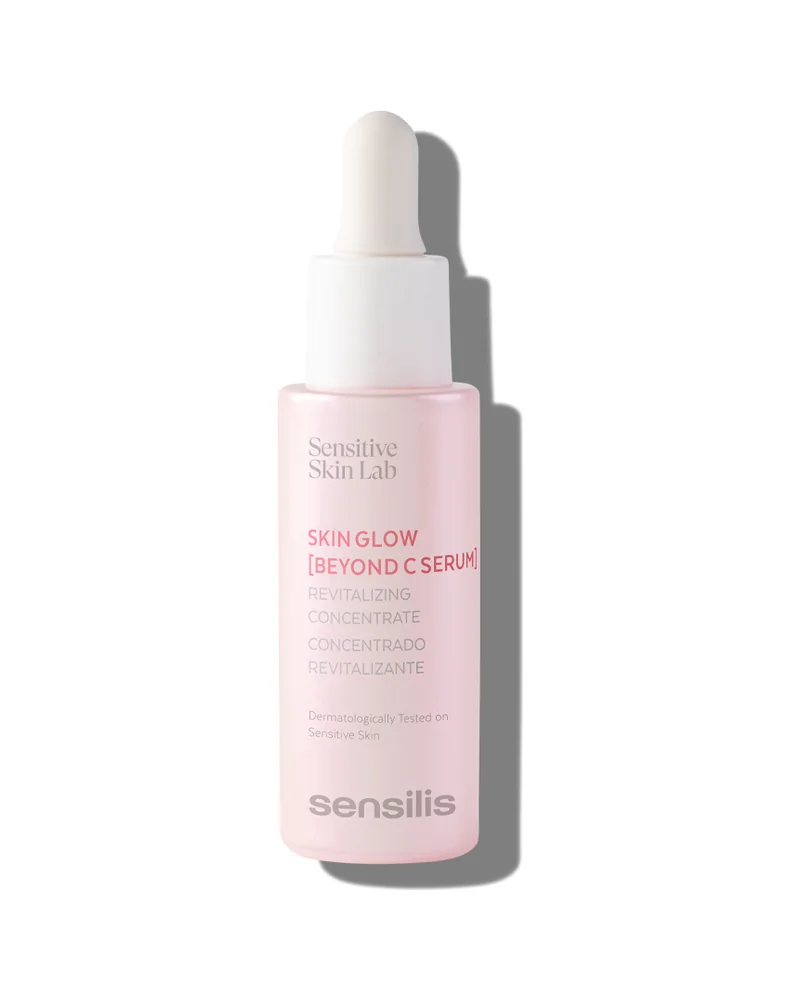 Envase de Skin Glow Beyond C Serum sobre fondo blanco