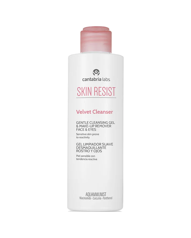Envase de Skin Resist Velvet Cleanser sobre fondo blanco