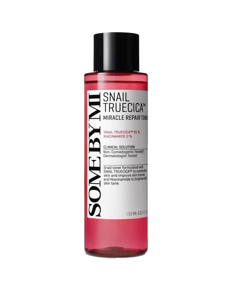 Envase de Snail Truecica Miracle Repair Toner sobre fondo blanco