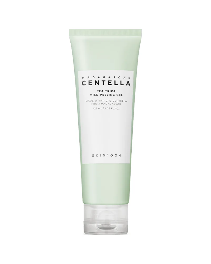 Envase de Madagascar Centella Tea-Trica Mild Peeling Gel sobre fondo blanco