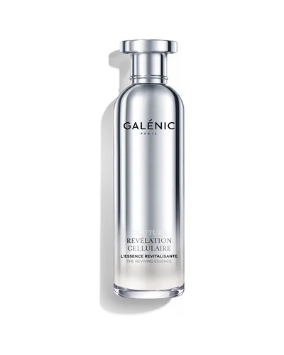 Frasco de The Reviving Essence sobre fondo blanco