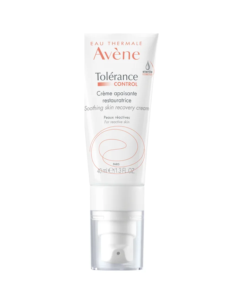 Envase de Tolérance Control Crema sobre fondo blanco