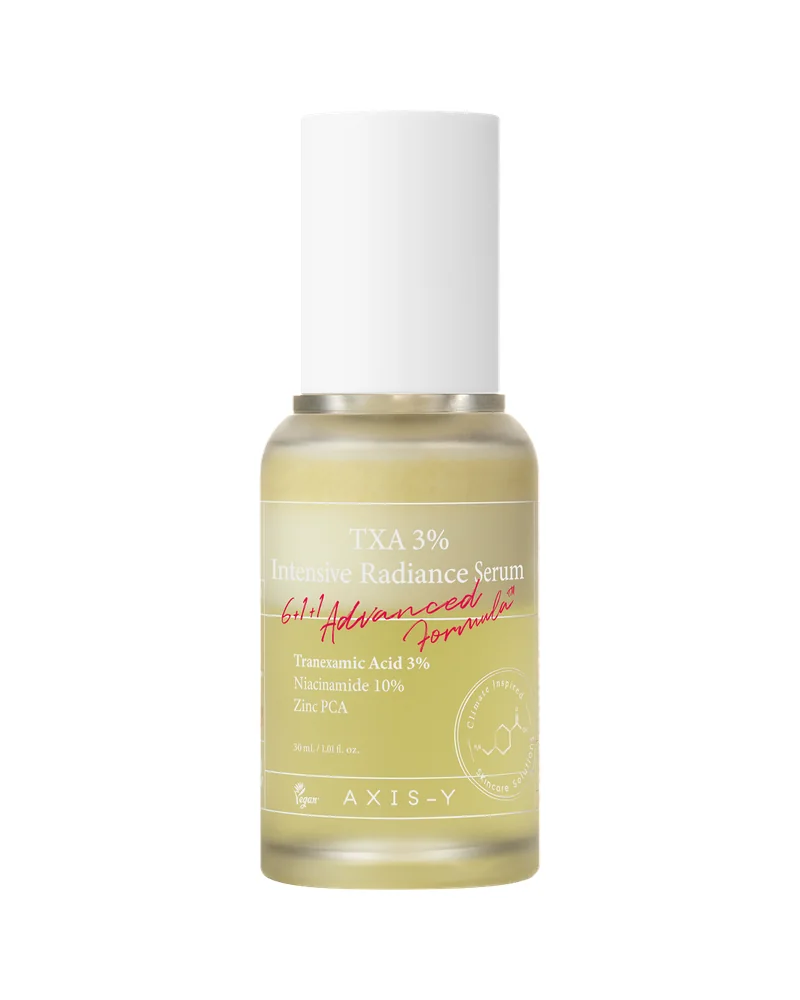 Frasco de TXA 3% Intensive Radiance Boosting Serum sobre fondo blanco