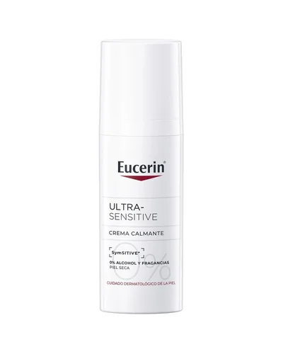 Envase de UltraSensitive Crema Calmante sobre fondo blanco