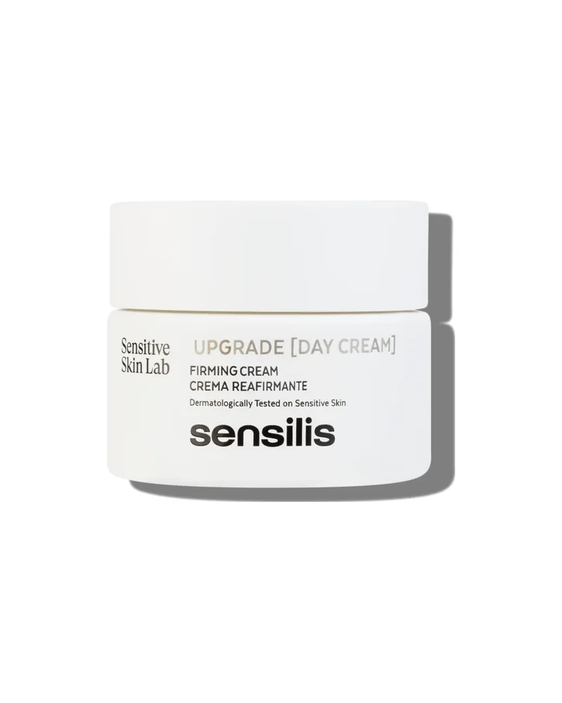Envase de Upgrade Day Cream sobre fondo blanco